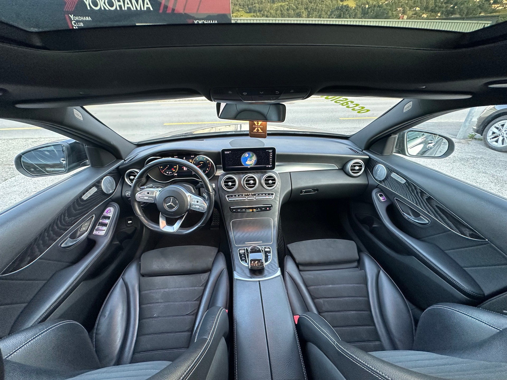 MERCEDES-BENZ C 400 AMG Line 4Matic 9G-Tronic-image-6