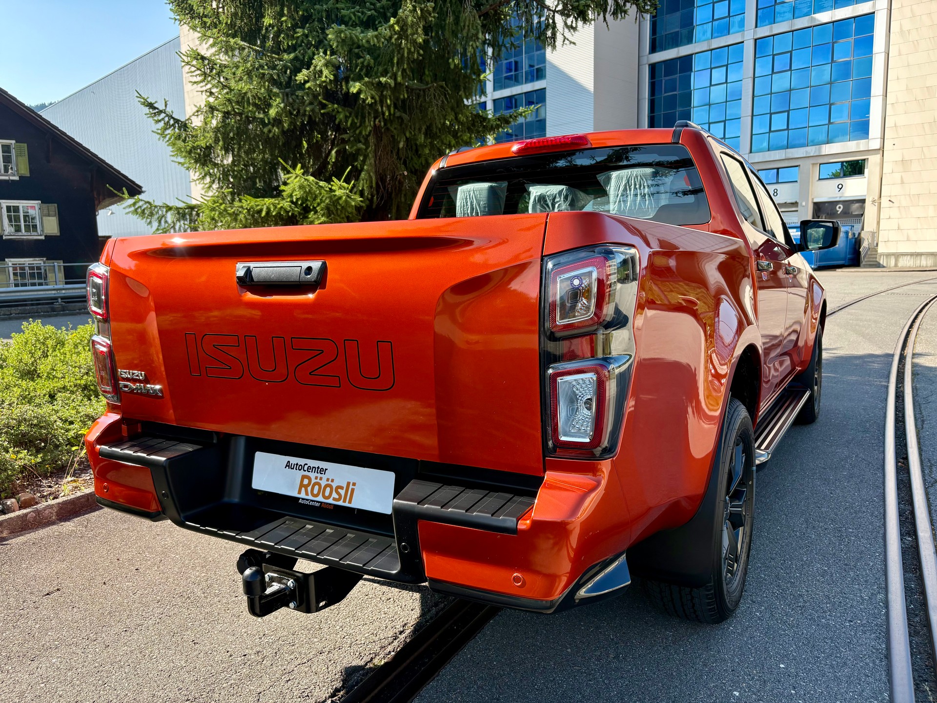 ISUZU D-MAX 1.9 CrewCab N60FF 4x4 AT-image-5
