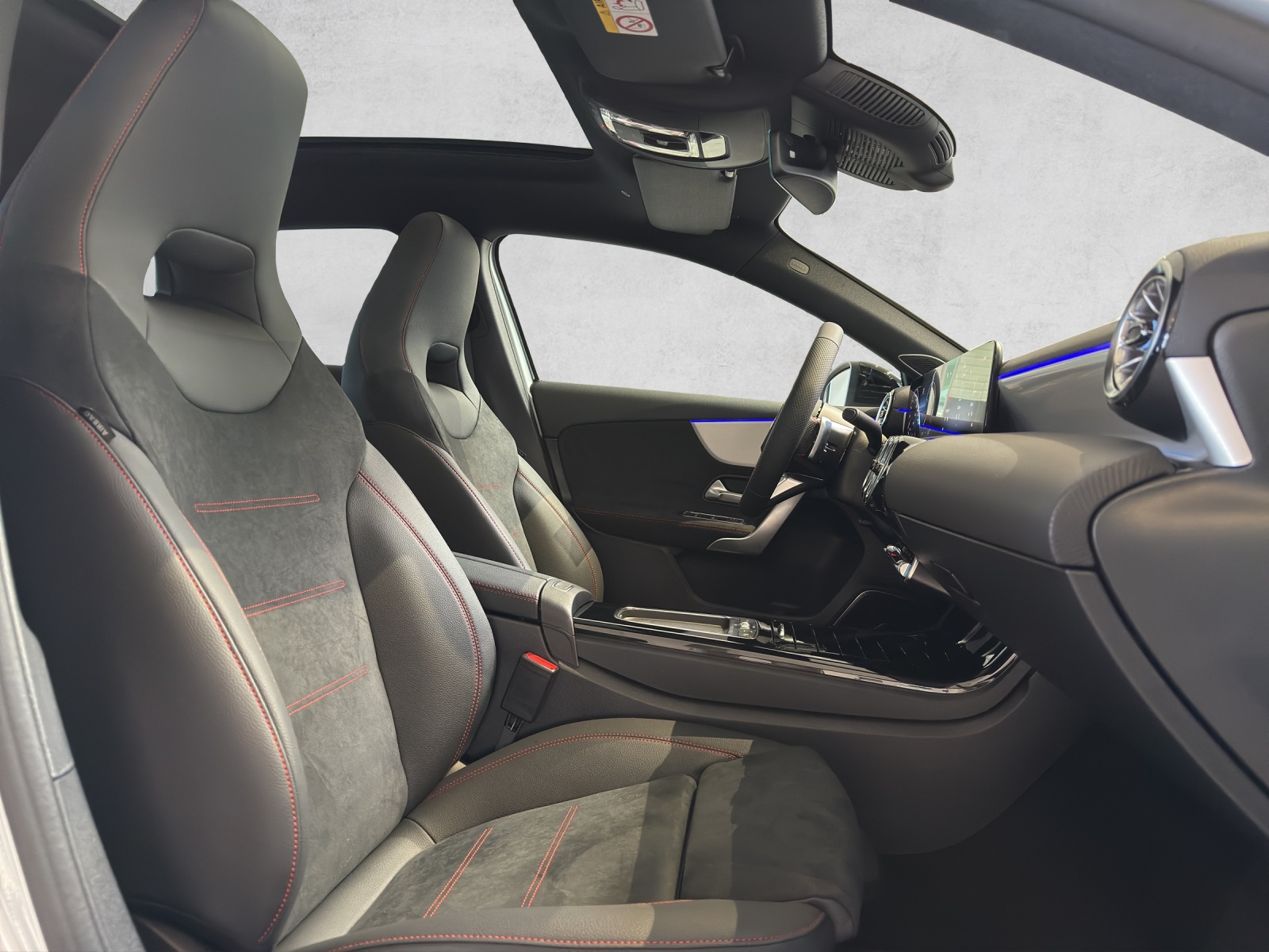 MERCEDES-BENZ A 250 4Matic 8G-DCT-image-7