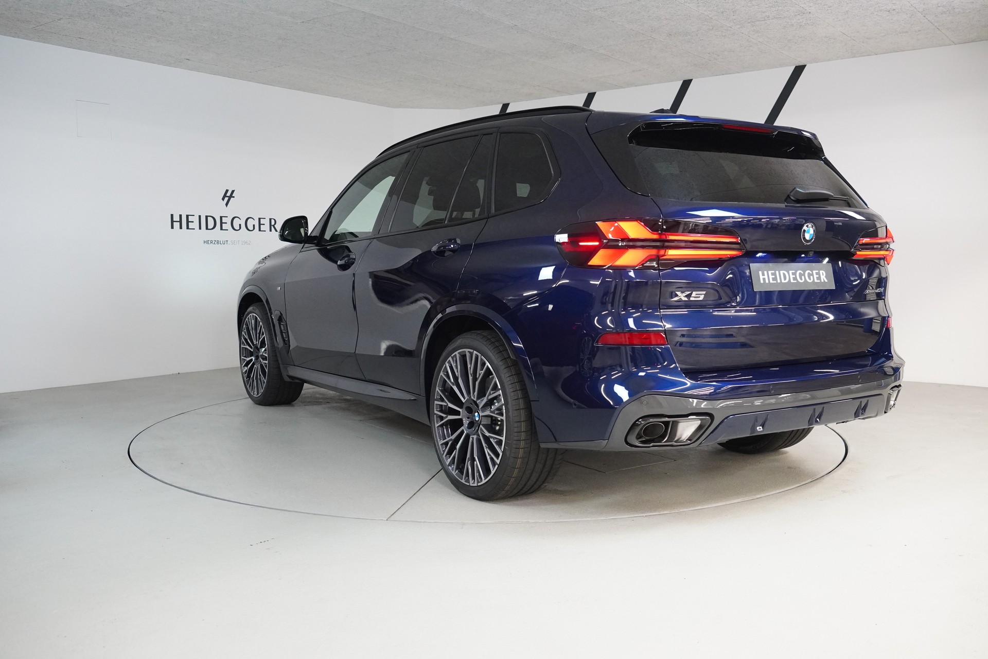 BMW X5 xDrive 48V 40d M Sport Pro Steptronic-image-4