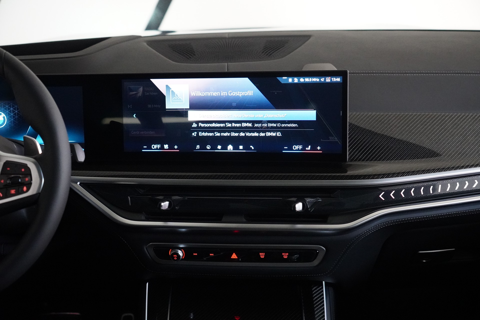 BMW X5 xDrive 48V 40d M Sport Pro Steptronic-image-18