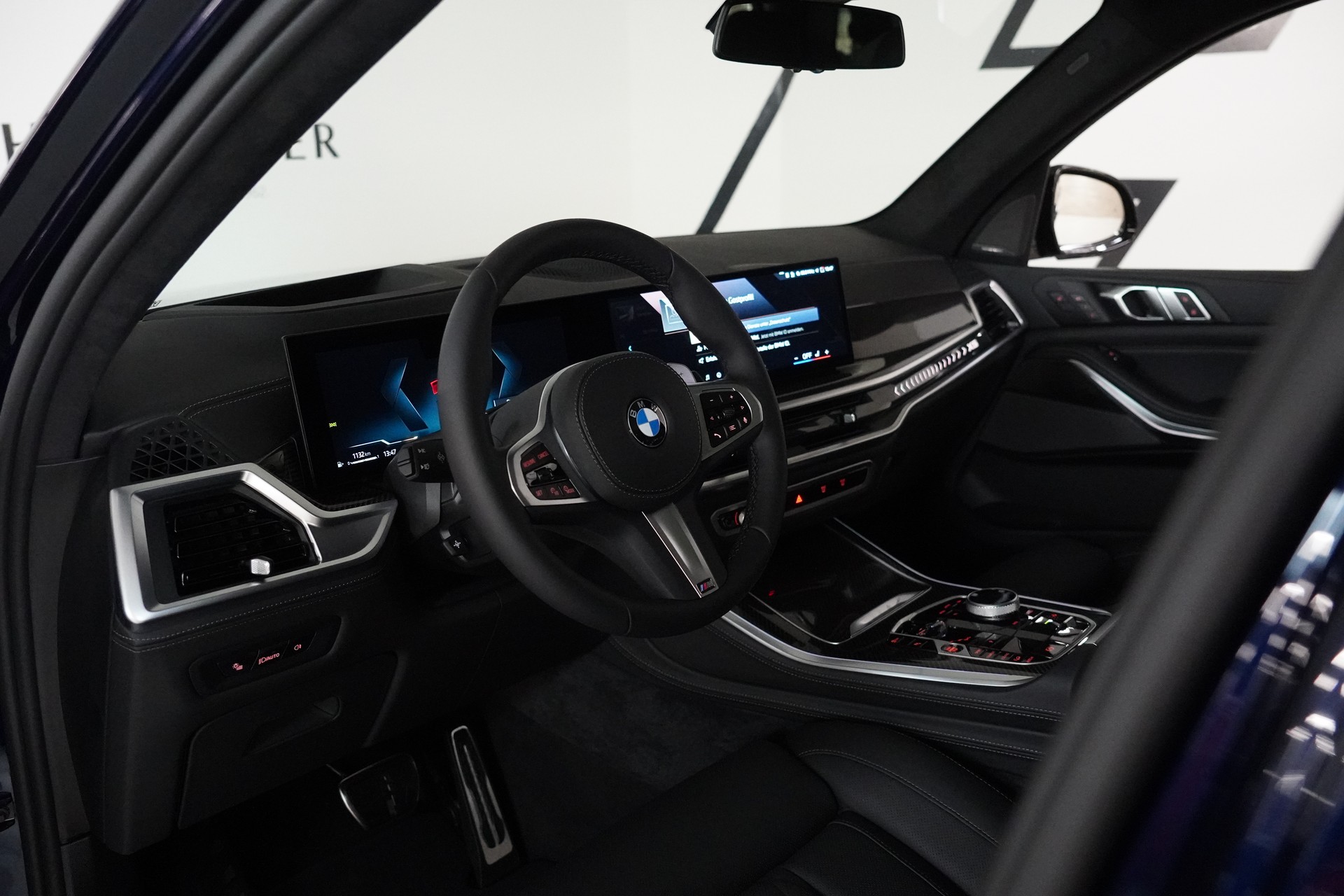 BMW X5 xDrive 48V 40d M Sport Pro Steptronic-image-22