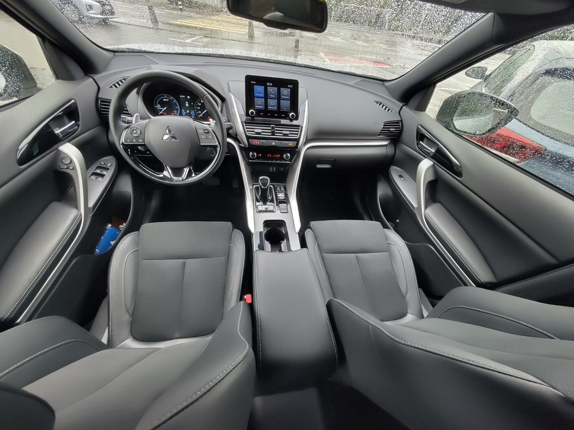 MITSUBISHI Eclipse Cross 2.4 PHEV Style Business 4x4-image-7