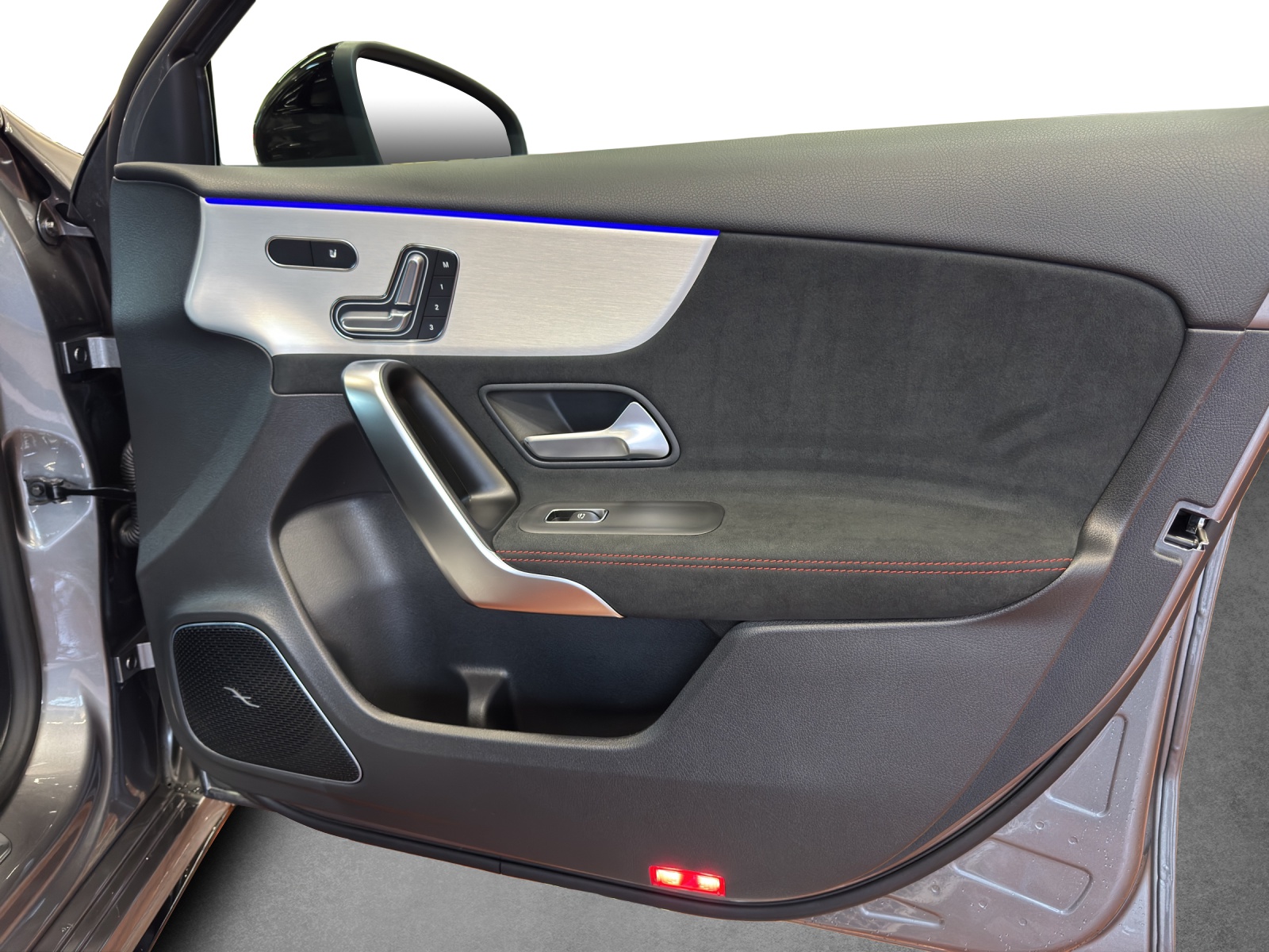 MERCEDES-BENZ A AMG 35 4Matic 8G-DCT-image-15
