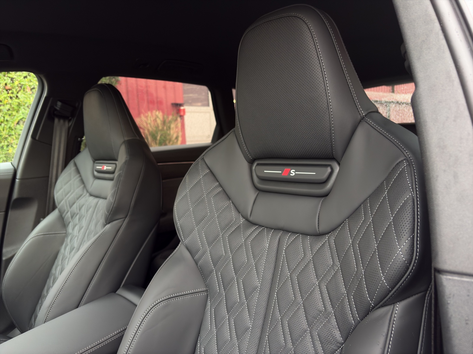 AUDI A6 Avant e-hybrid quattro 220 kW S tronic-image-12