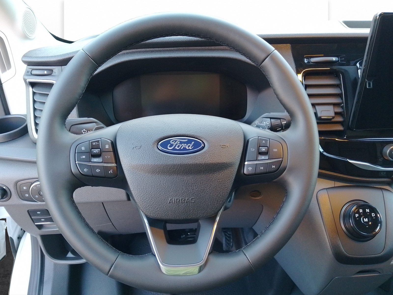 FORD Transit Van 350 L2H2 2.0 EcoBlue 165 Trend-image-7