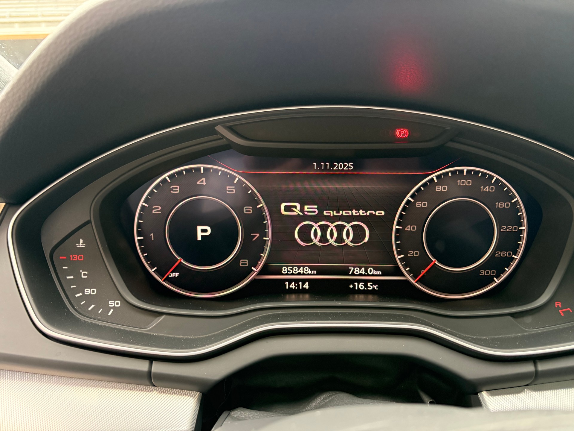 AUDI Q5 2.0 TFSI sport quattro S-tronic-image-10