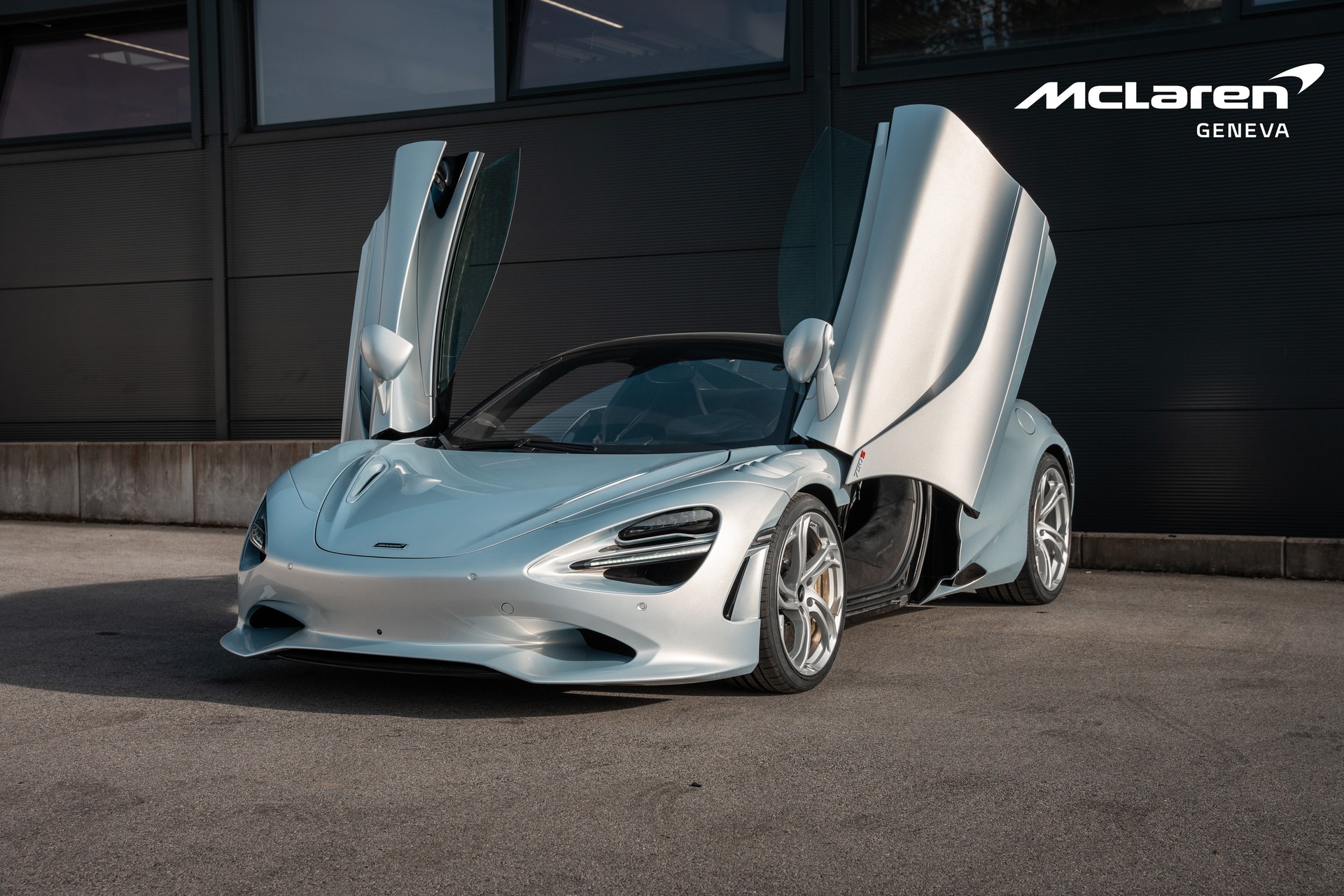 McLAREN 750S Spider Elite Paint-image-1