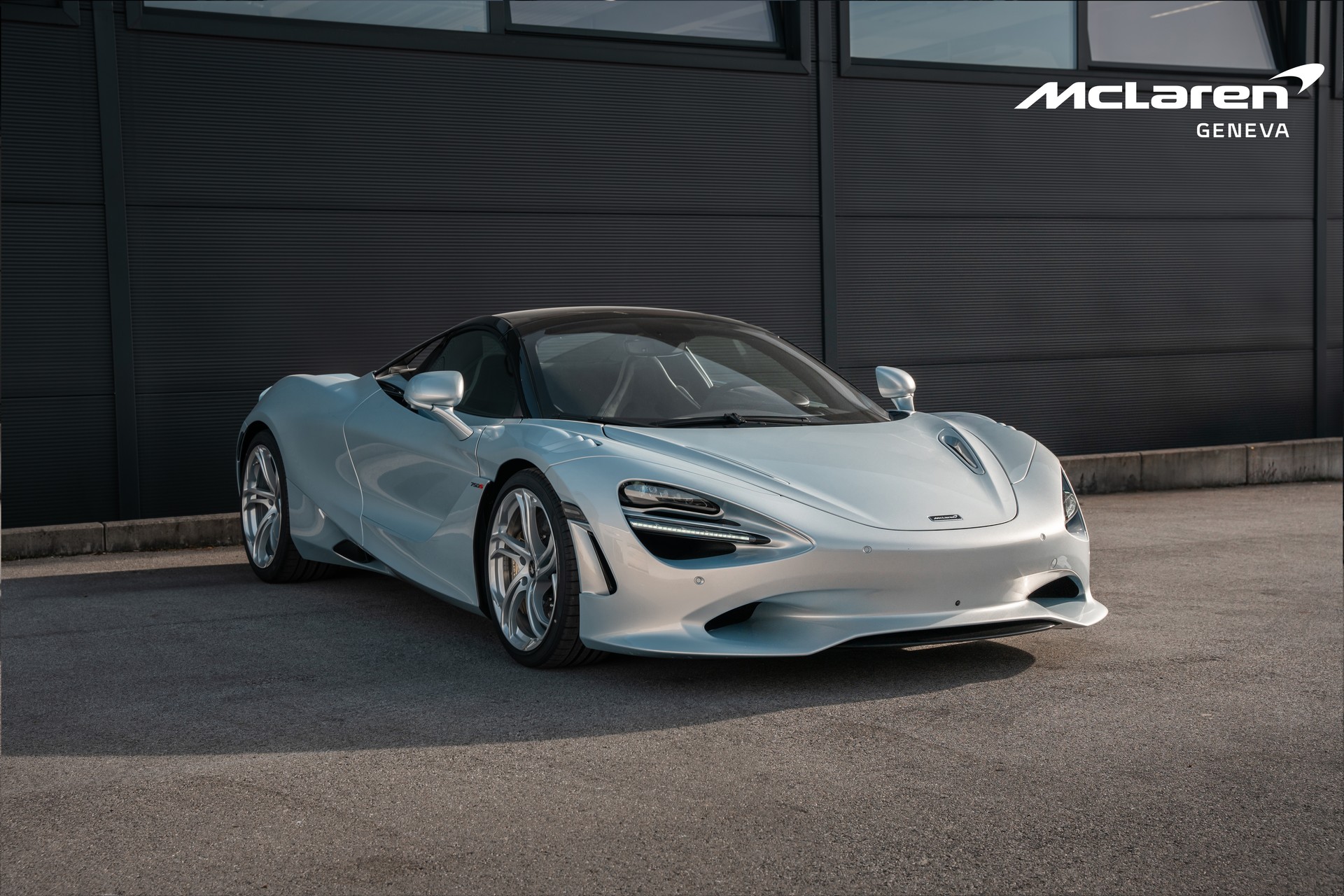McLAREN 750S Spider Elite Paint-image-2