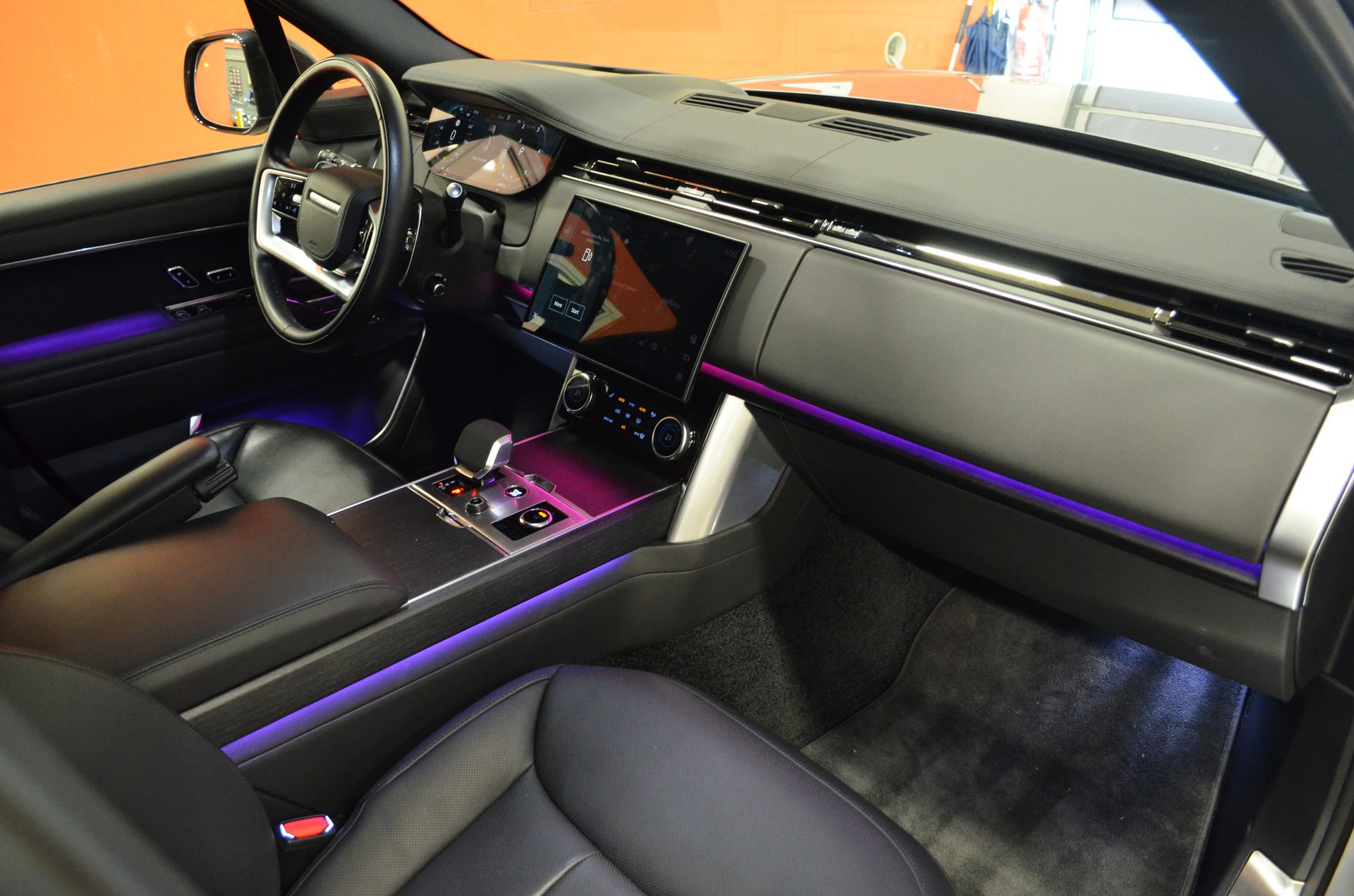 LAND ROVER Range Rover D350 3.0D I6 MHEV HSE Automatic-image-8