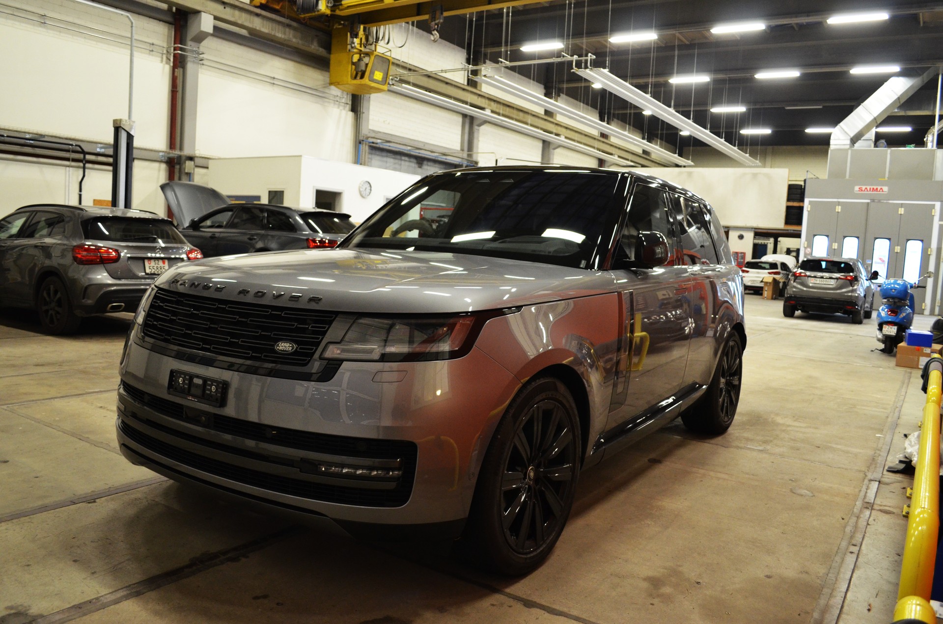 LAND ROVER Range Rover D350 3.0D I6 MHEV HSE Automatic-image-2