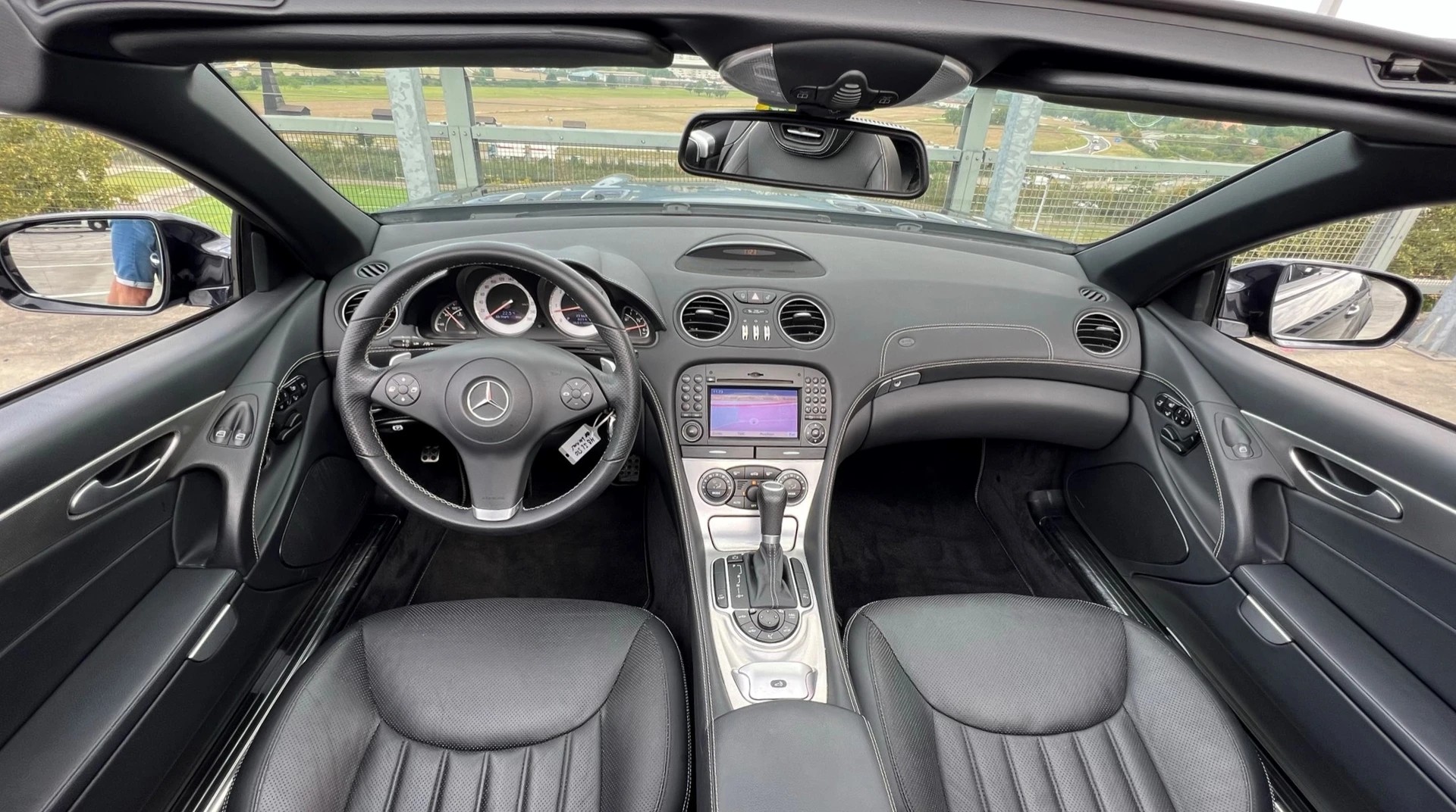 MERCEDES-BENZ SL 500 7G-TRONIC AMG SPORT l 388 PS-image-22