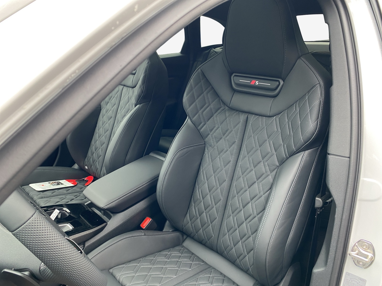 AUDI S5 Avant TFSI quattro S tronic-image-7