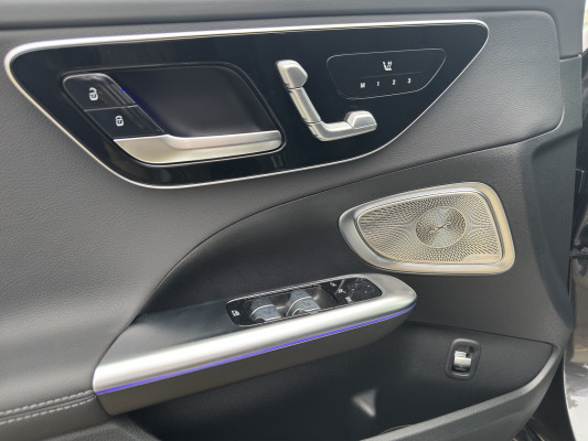 MERCEDES-BENZ C 220 d 4 M Swiss Star-image-9