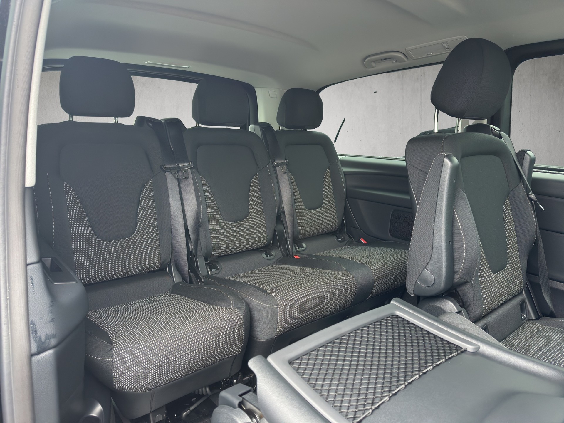 MERCEDES-BENZ V 250 d lang Style 9G-Tronic-image-9