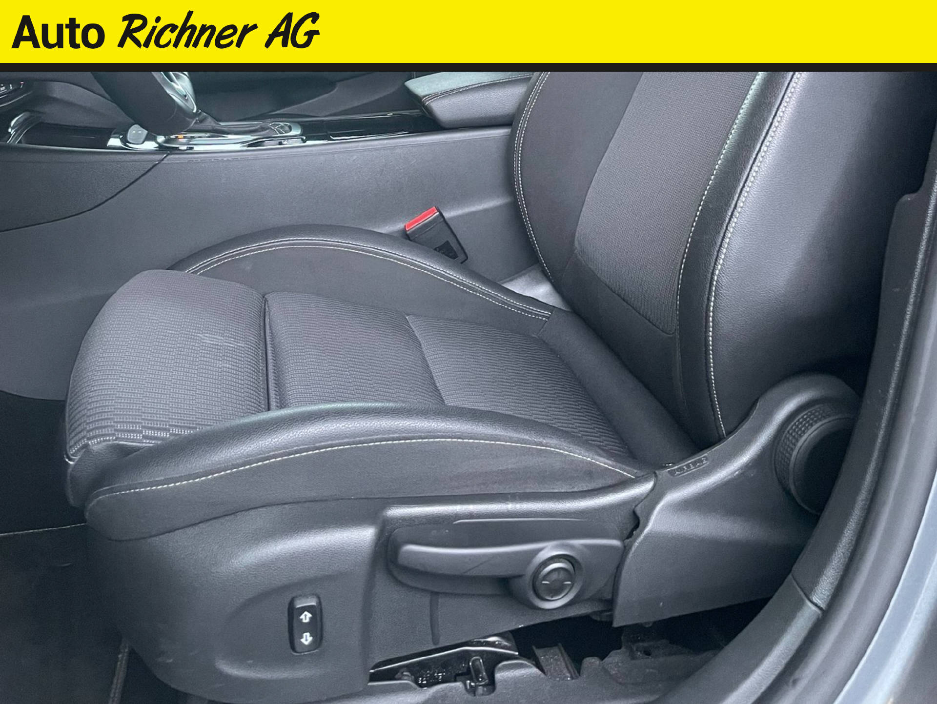 OPEL Insignia Sports Tourer 2.0 D Ultimate-image-5