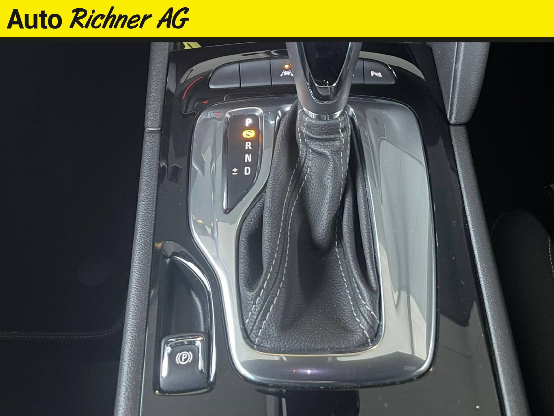 OPEL Insignia Sports Tourer 2.0 D Ultimate-image-9