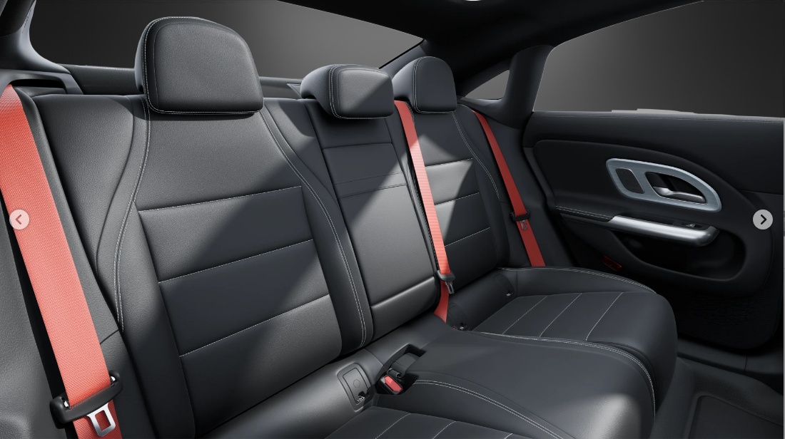 MERCEDES-BENZ CLA 220 8G-DCT 4Matic-image-8