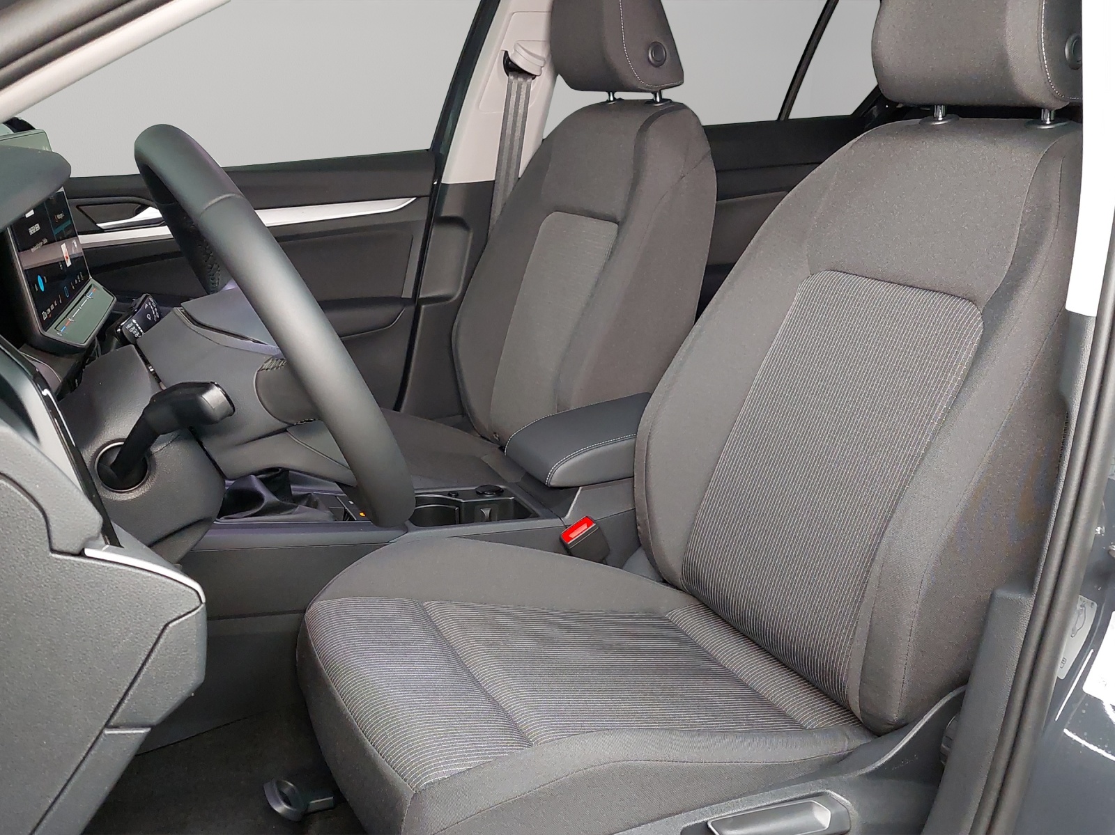 VW Golf 1.5 TSI Basis-image-5