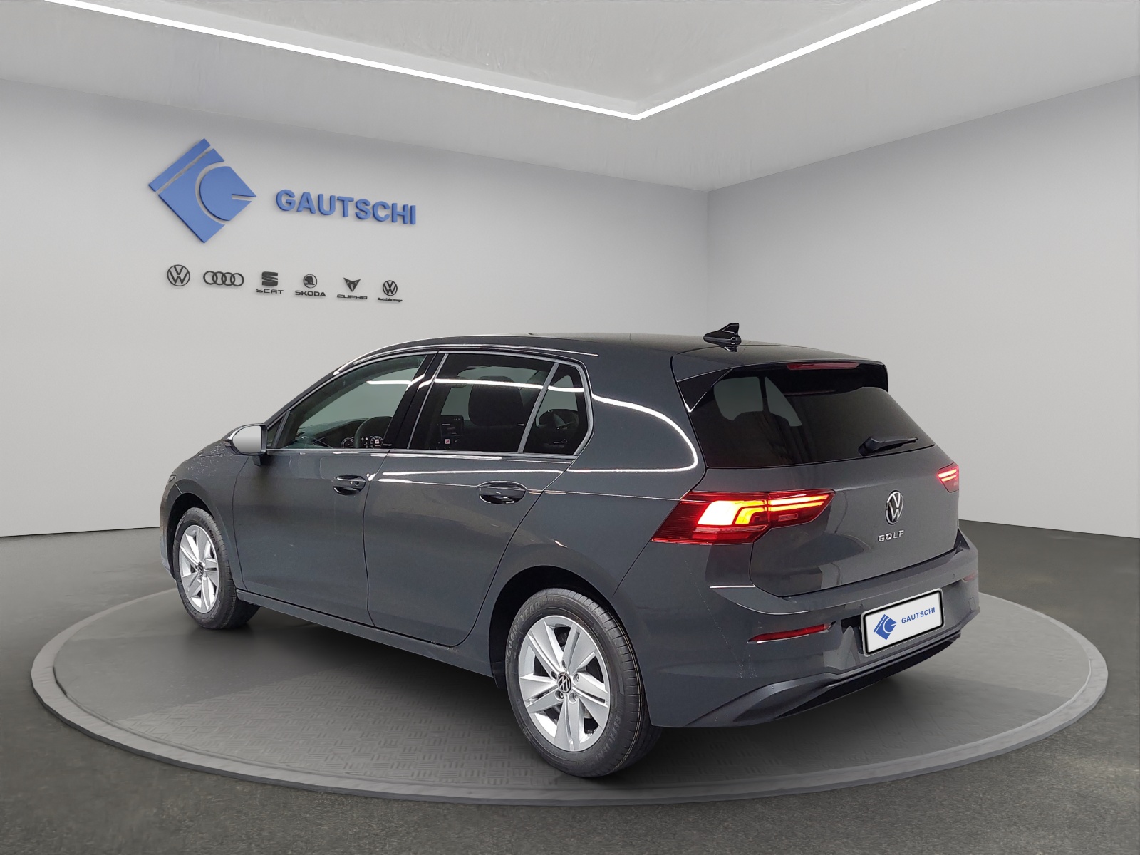 VW Golf 1.5 TSI Basis-image-2