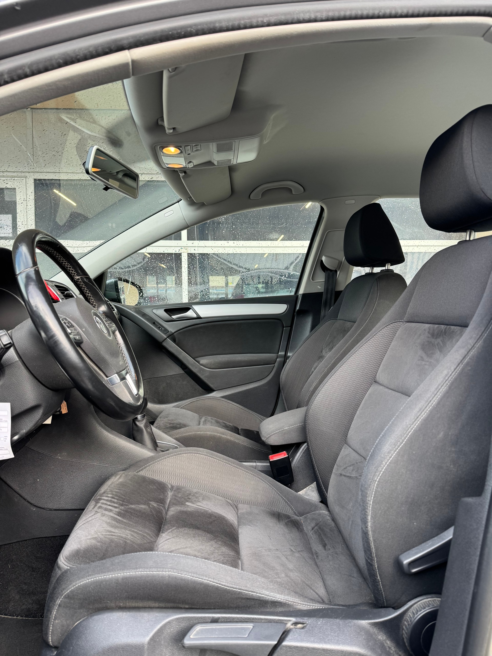 VW Golf 2.0 TDI Highline 4Motion-image-5