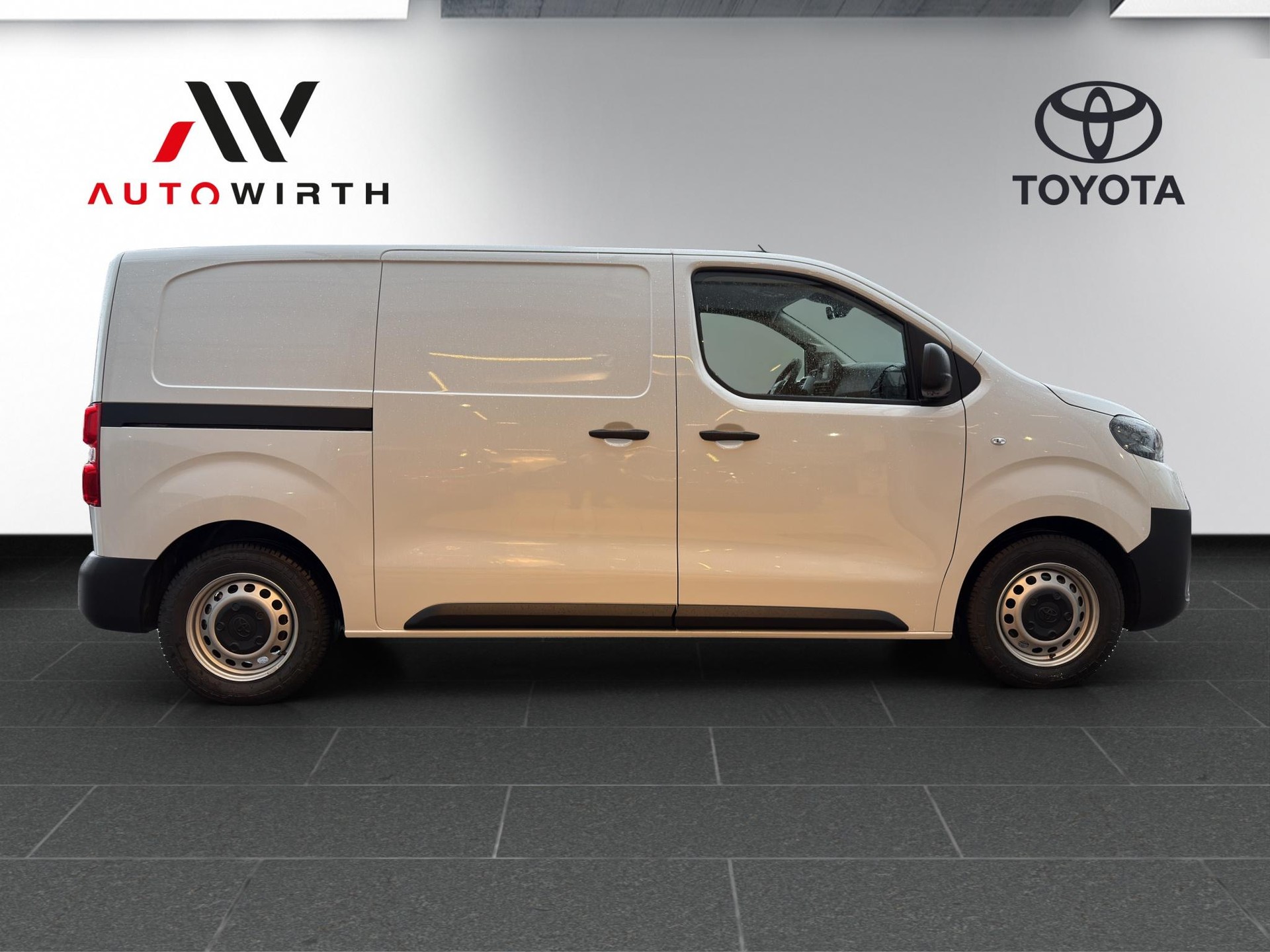 TOYOTA PROACE Van L1 75KWh Active-image-3