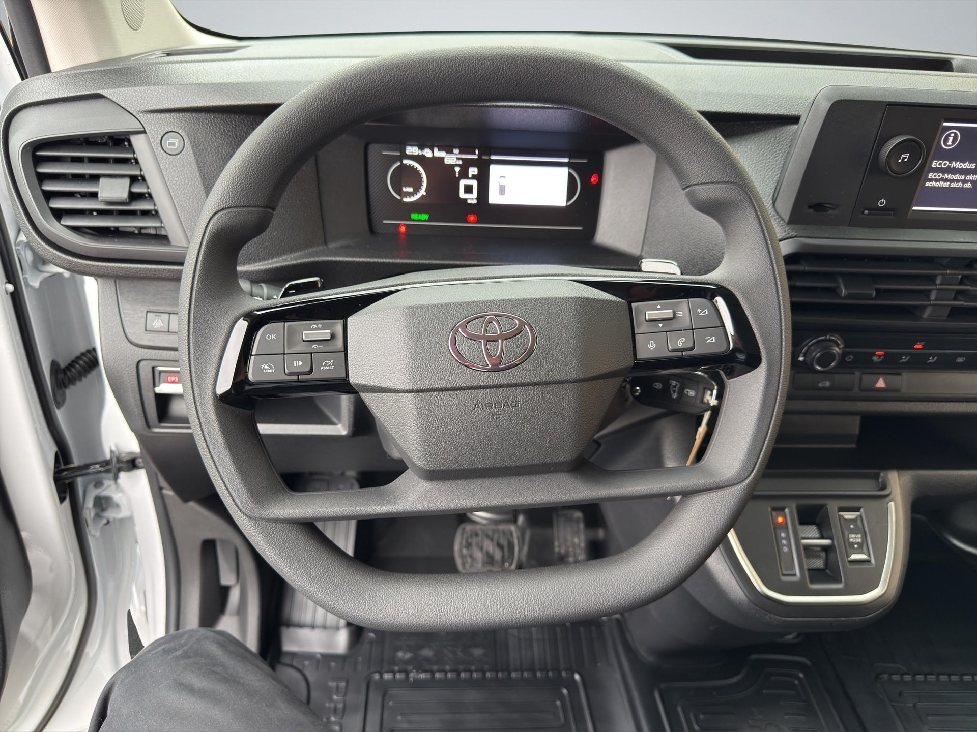 TOYOTA PROACE Van L1 75KWh Active-image-9