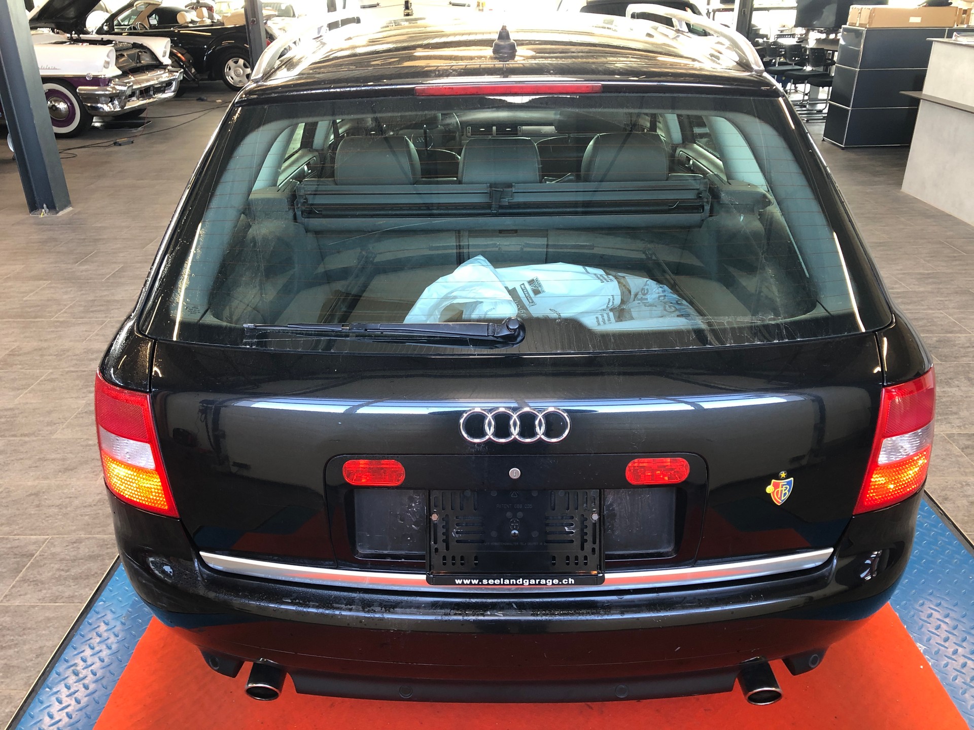 AUDI A6 Avant 3.0 quattro-image-3