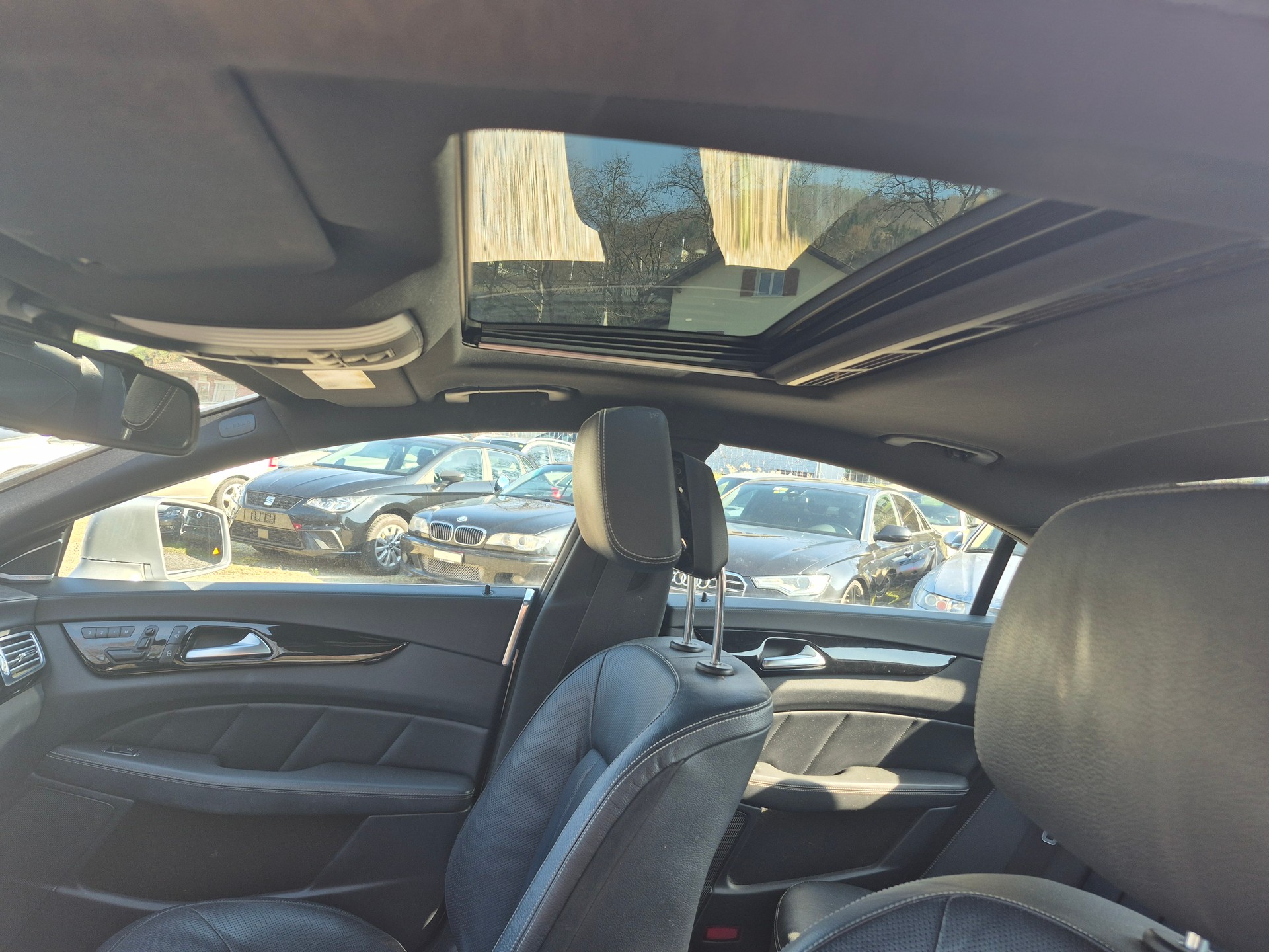 MERCEDES-BENZ CLS 350 CDI Executive 4Matic 7G-Tronic-image-6