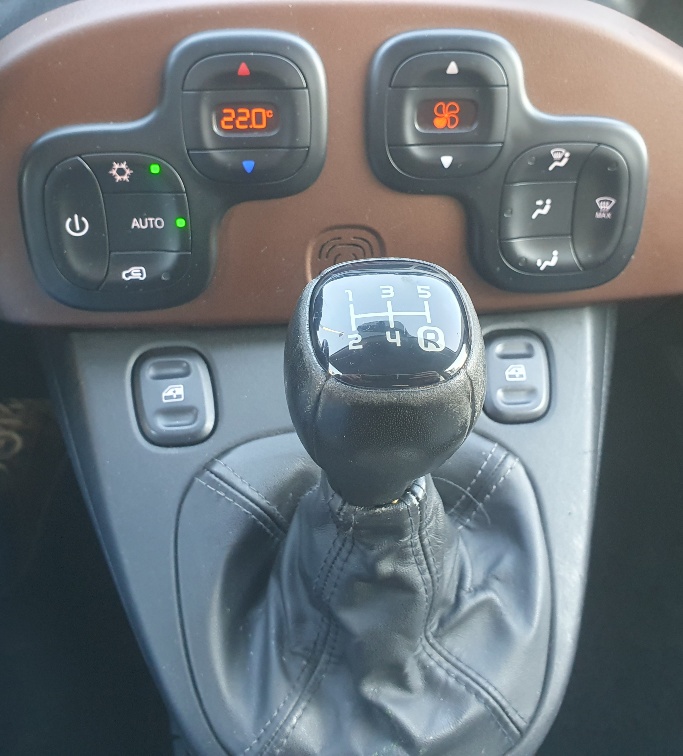 FIAT Panda 1.3 MJ Cross 4x4-image-7