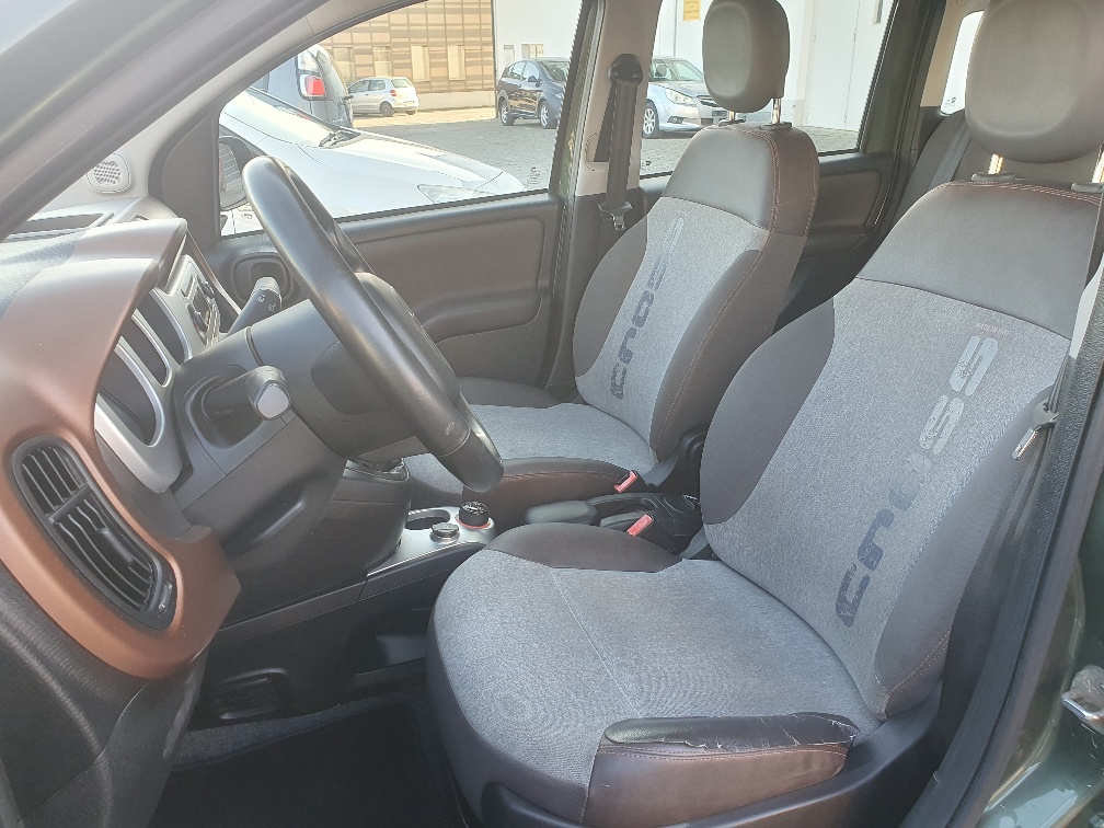 FIAT Panda 1.3 MJ Cross 4x4-image-11