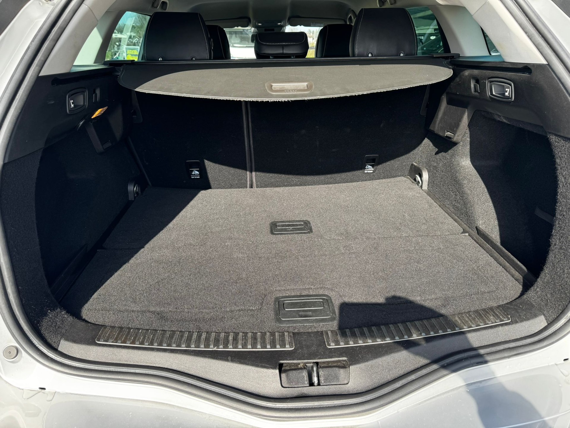 RENAULT Mégane Grandtour 1.2 16V Turbo Zen EDC-image-14