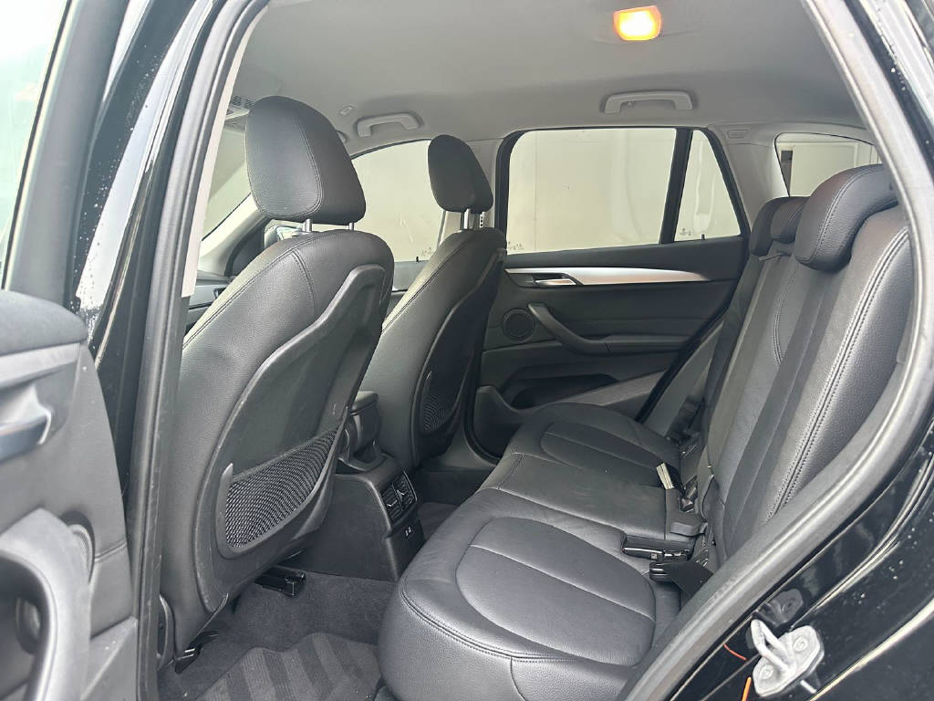 BMW X1 20i xDrive CH-image-7