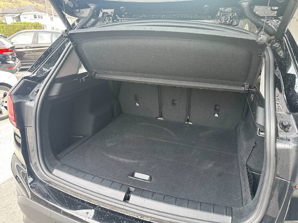 BMW X1 20i xDrive CH-image-12