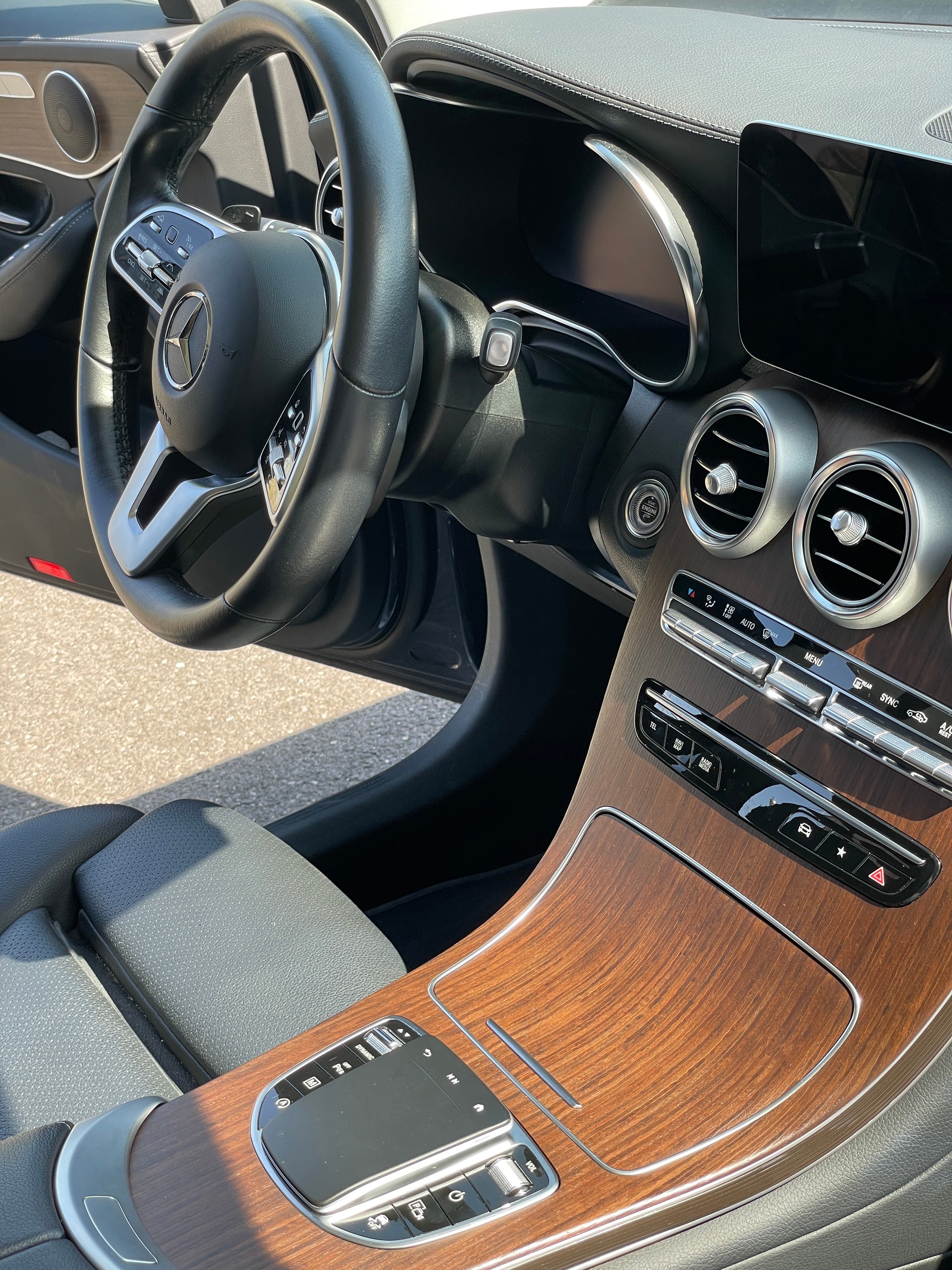 MERCEDES-BENZ GLC 200 4Matic 9G-Tronic-image-28