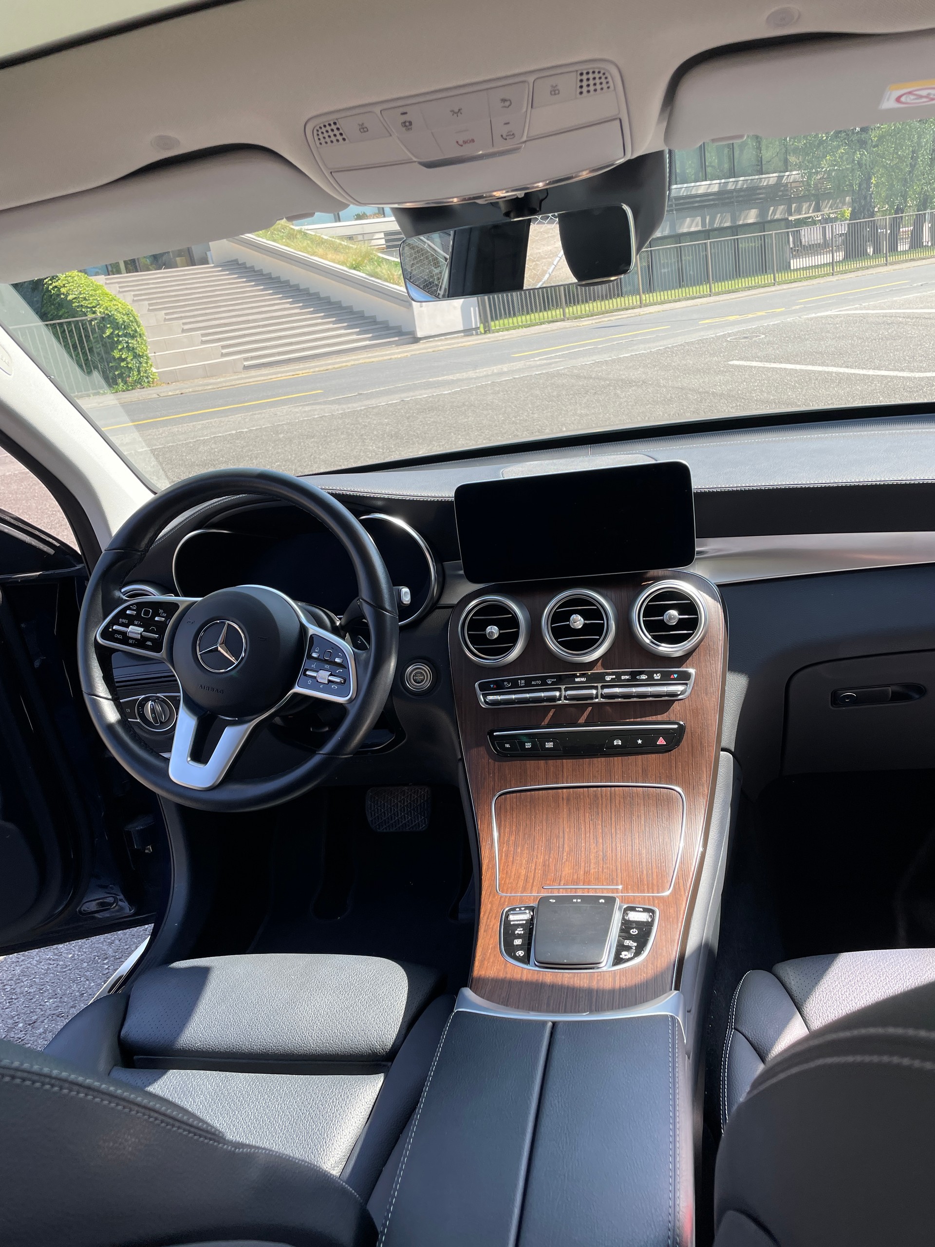 MERCEDES-BENZ GLC 200 4Matic 9G-Tronic-image-27