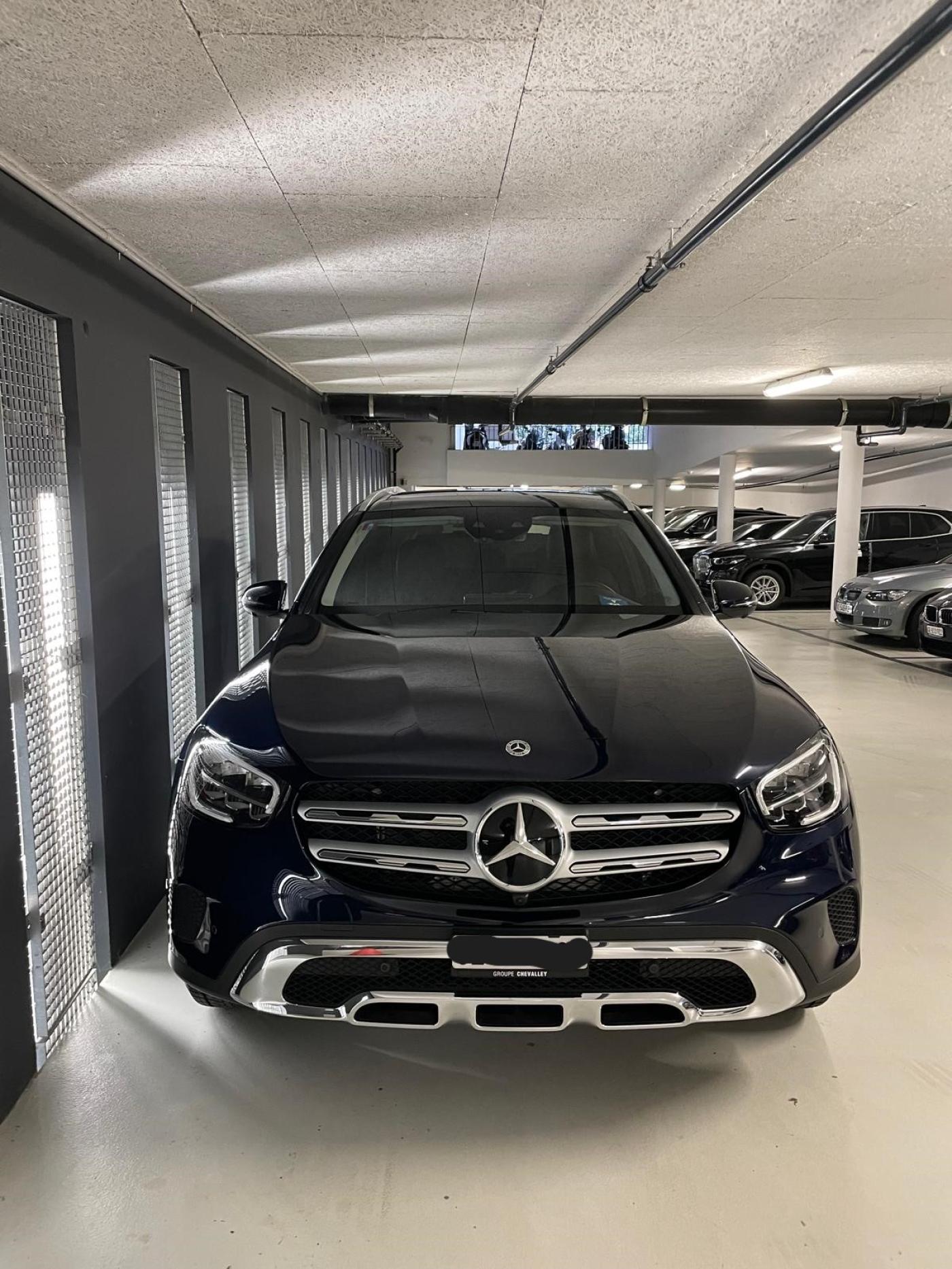 MERCEDES-BENZ GLC 200 4Matic 9G-Tronic-image-3