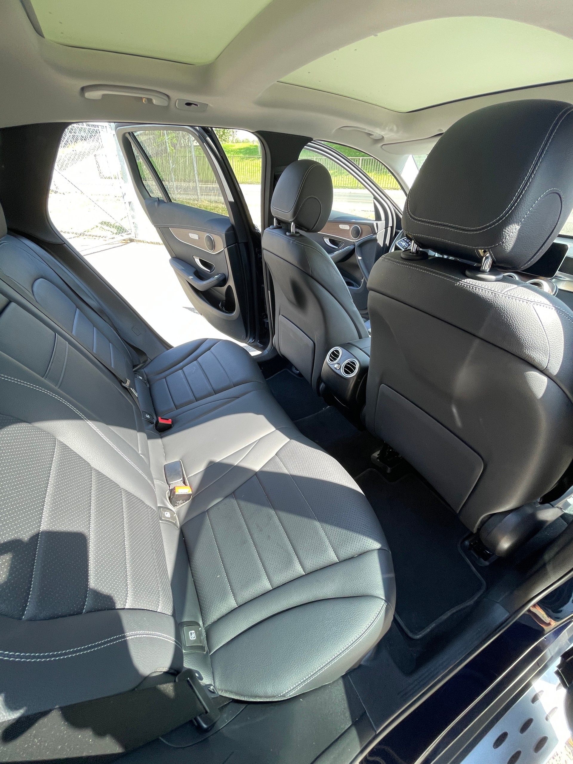 MERCEDES-BENZ GLC 200 4Matic 9G-Tronic-image-24