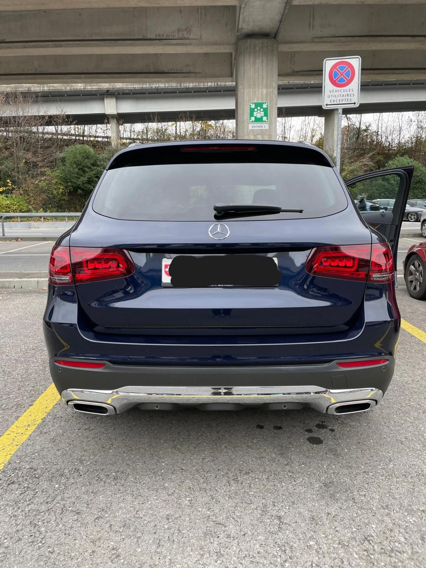 MERCEDES-BENZ GLC 200 4Matic 9G-Tronic-image-6