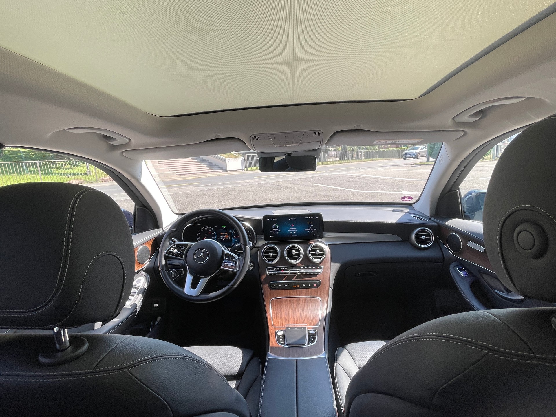 MERCEDES-BENZ GLC 200 4Matic 9G-Tronic-image-9