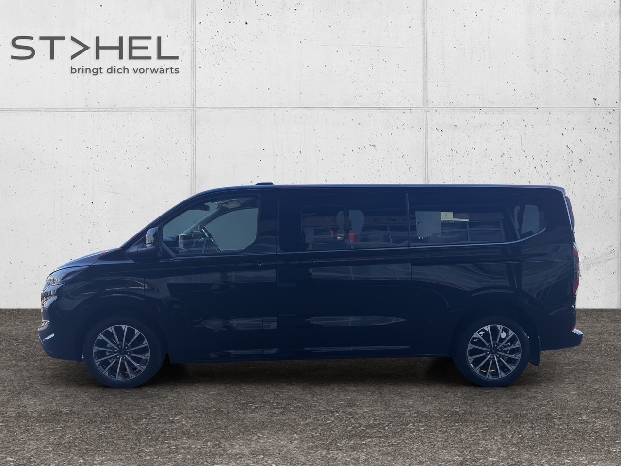 FORD Tourneo C Bus 320 L2 2.0 EcoBlue 170 Titanium-image-3