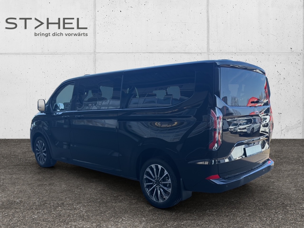 FORD Tourneo C Bus 320 L2 2.0 EcoBlue 170 Titanium-image-4