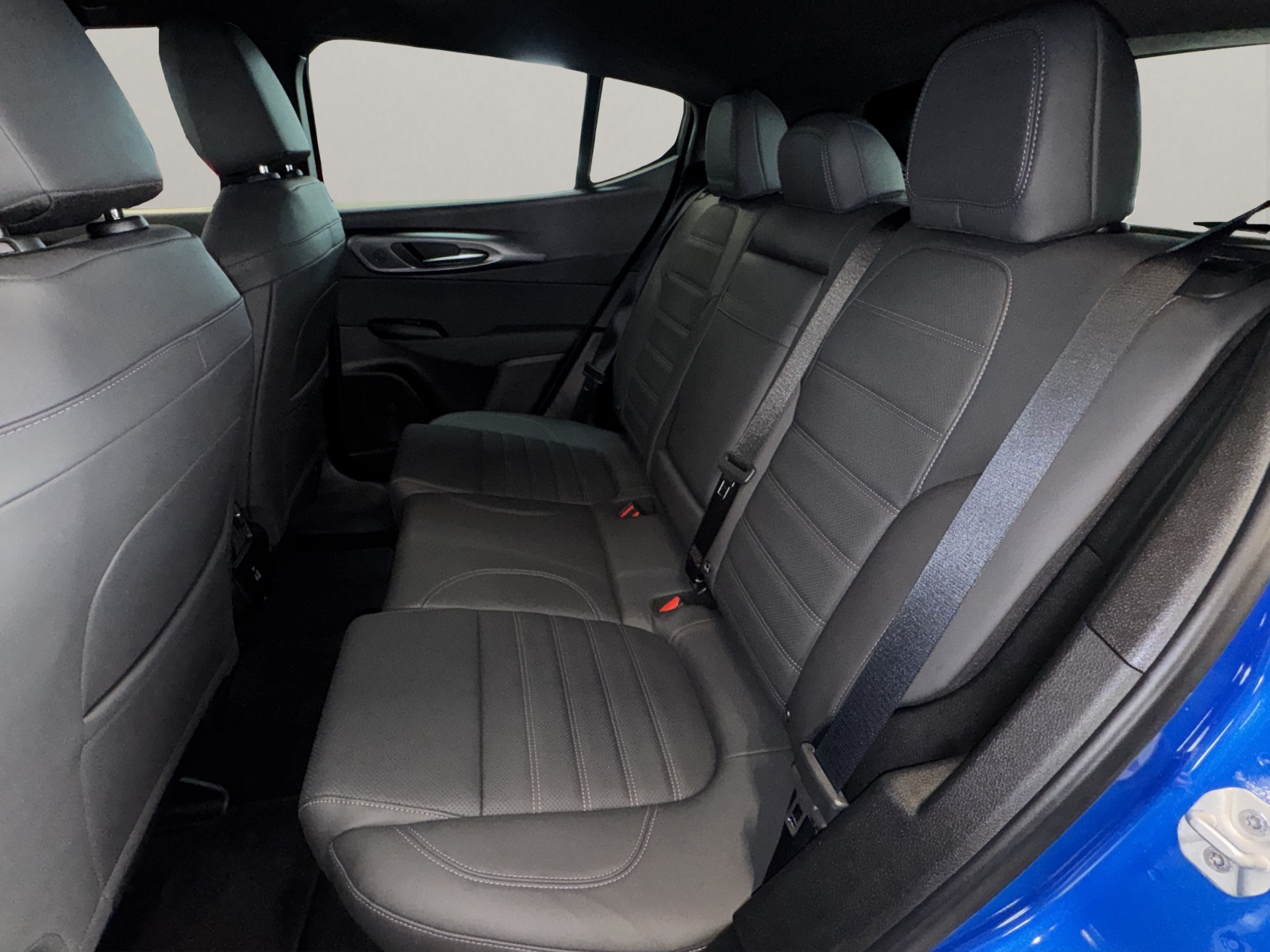 ALFA ROMEO Tonale 1.3 Plug-in Hybrid Veloce Q4-image-11