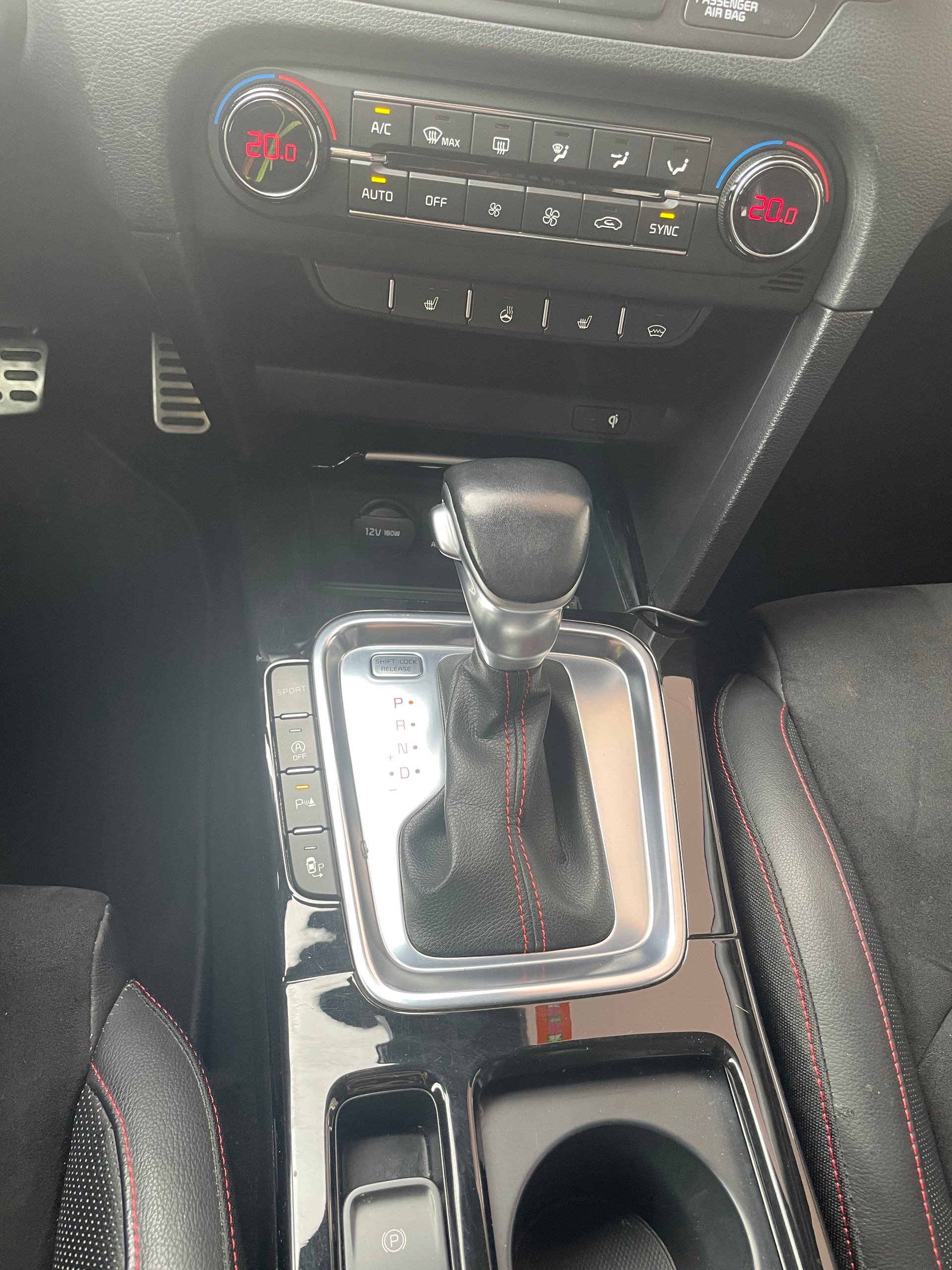 KIA ProCeed 1.6 T-GDi GT DCT-image-5