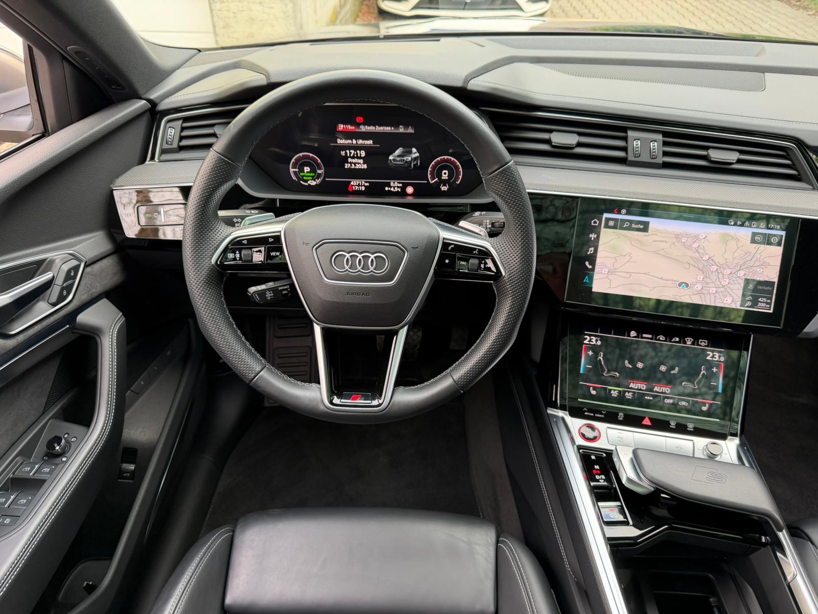 AUDI e-tron S Sportback quattro-image-23