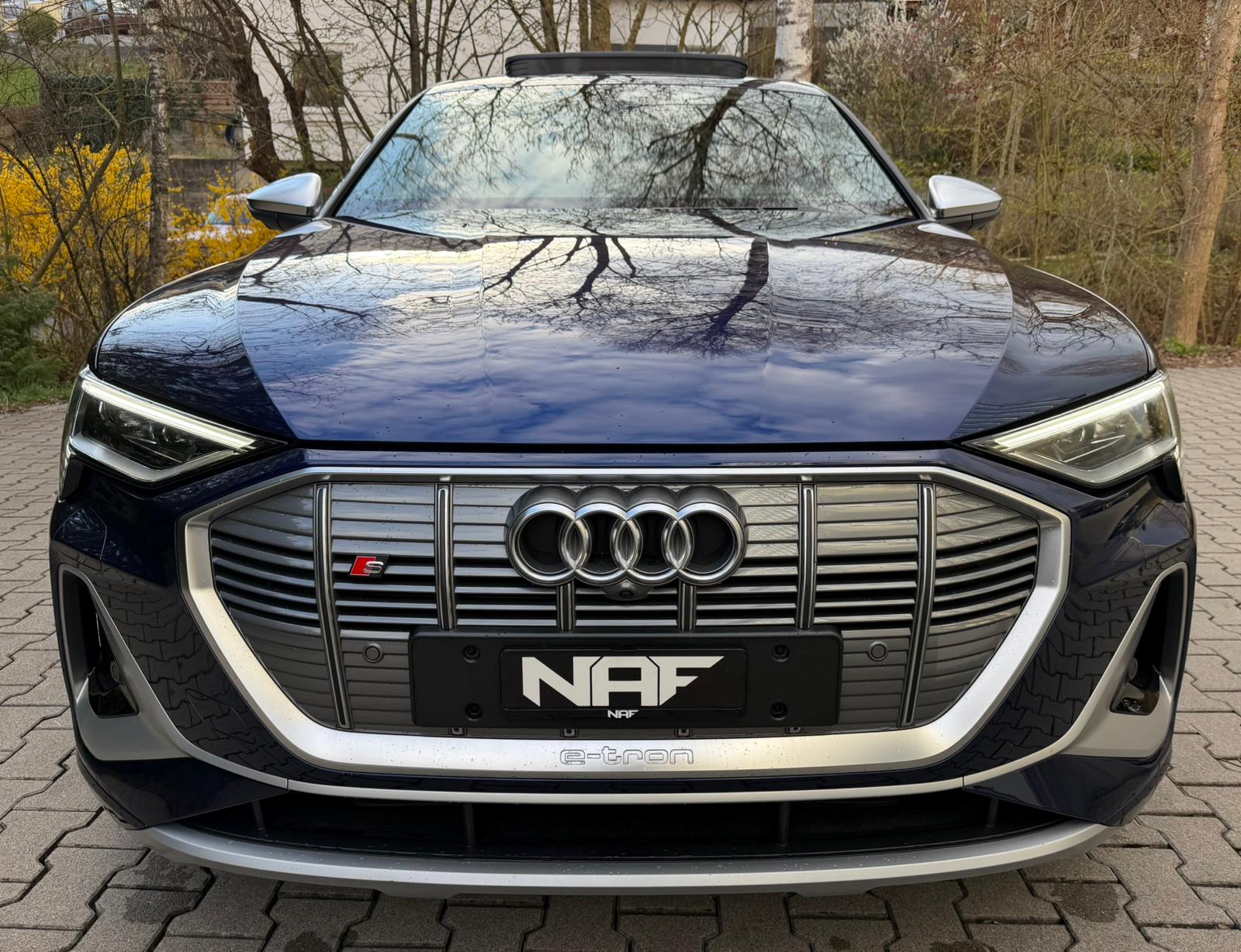 AUDI e-tron S Sportback quattro-image-7