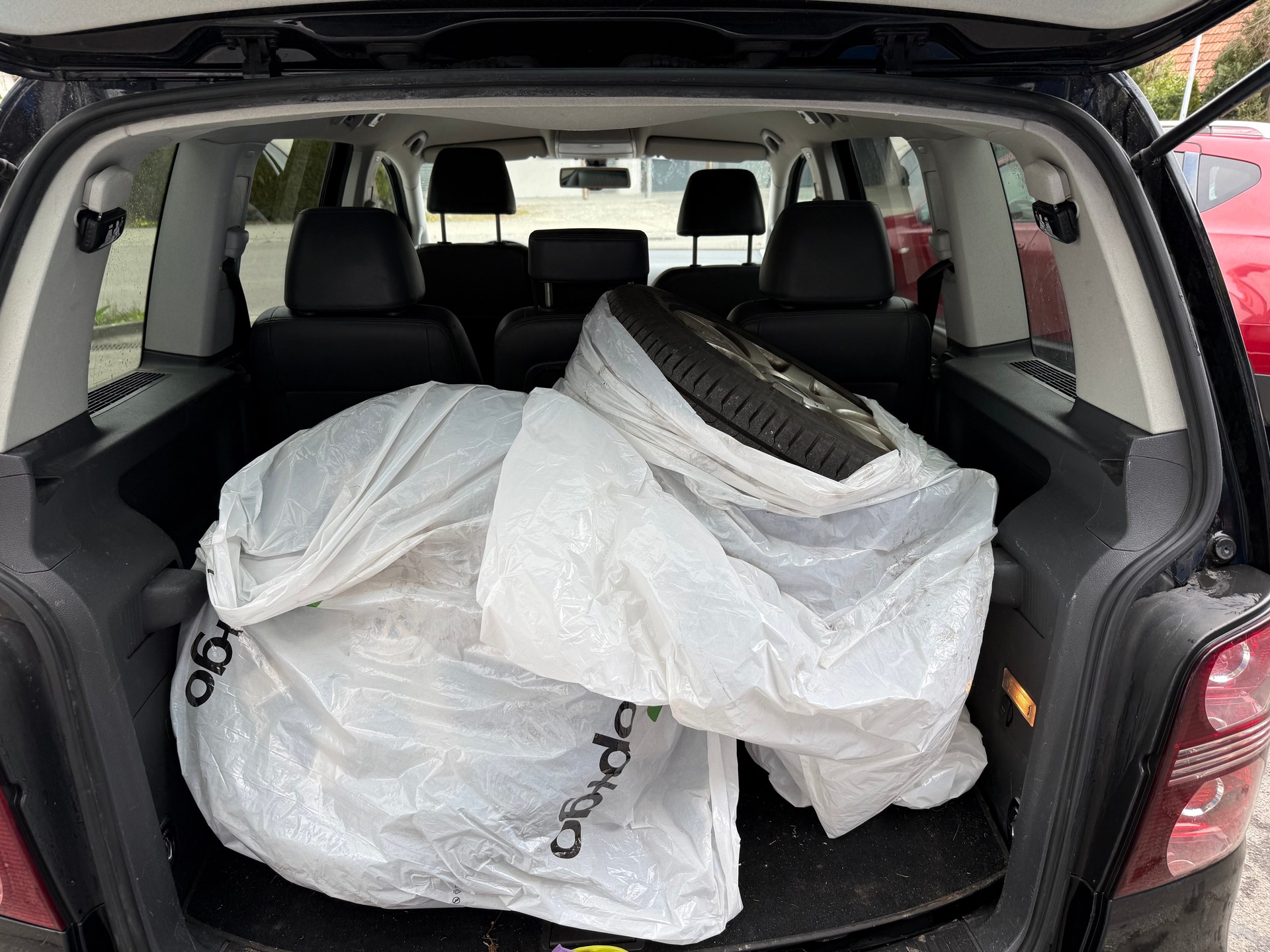 VW Touran 1.4 TSI Highline DSG-image-10