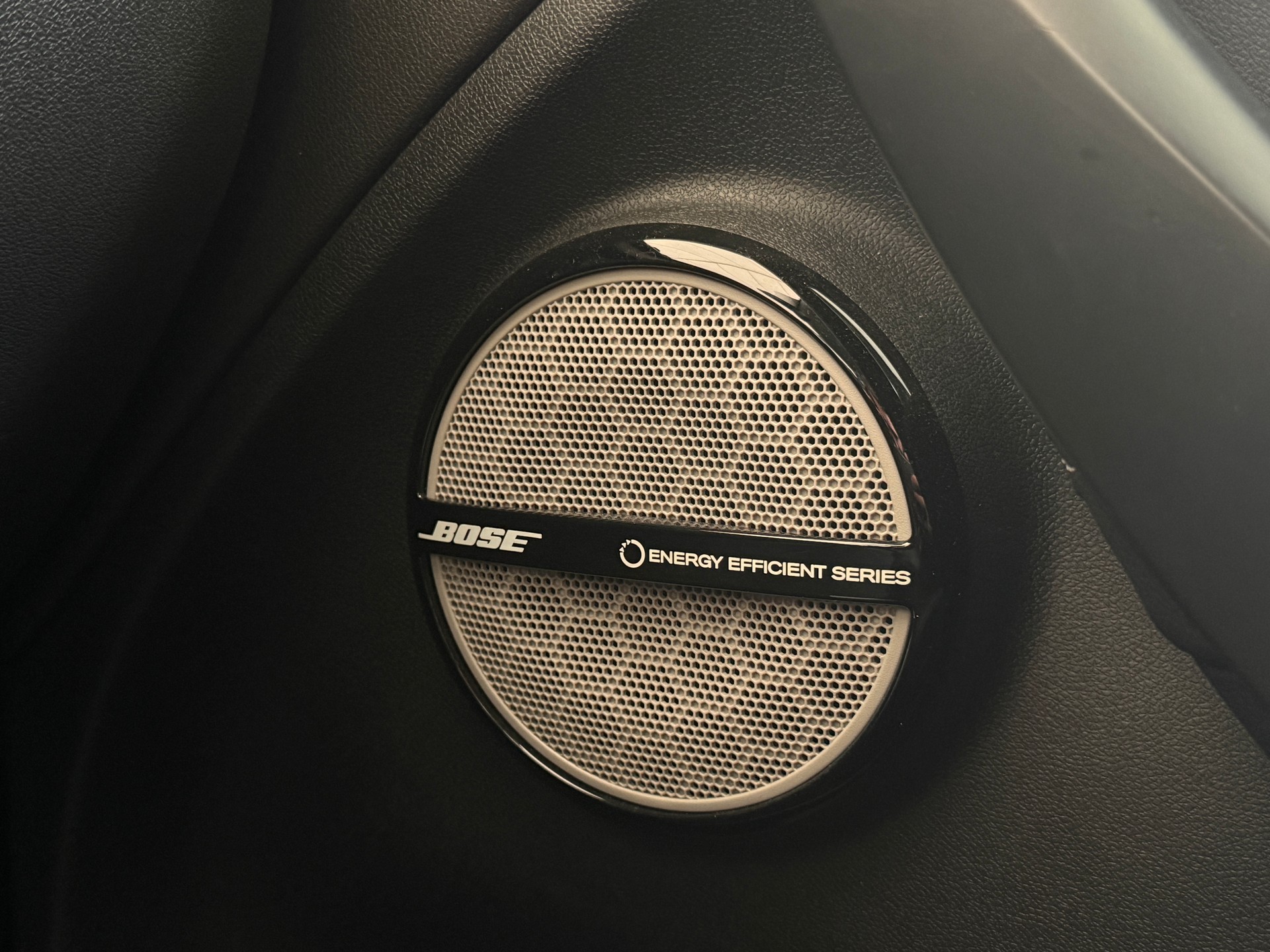RENAULT Mégane Grandtour 1.2 16V Turbo Bose-image-22