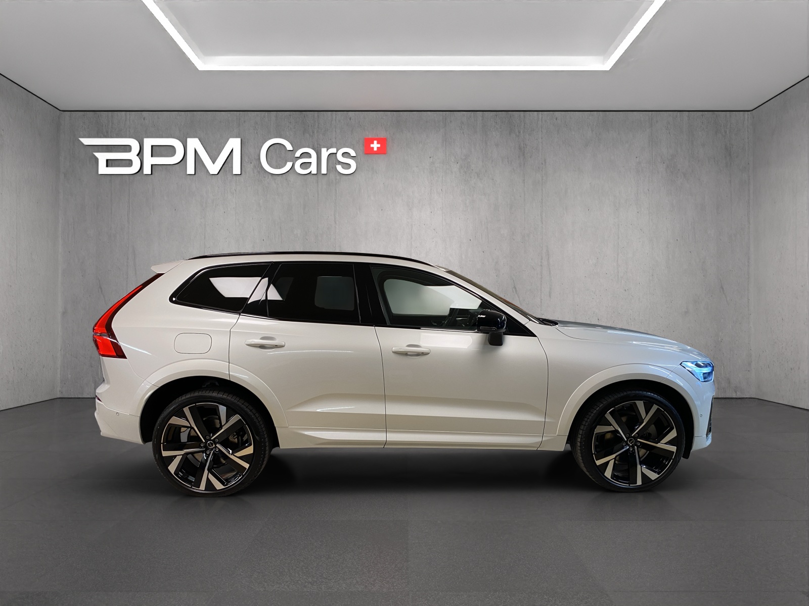 VOLVO XC60 T8 eAWD PluginHybrid Ultra Dark Geartronic-image-17