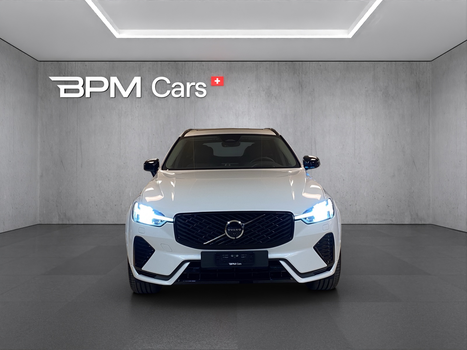 VOLVO XC60 T8 eAWD PluginHybrid Ultra Dark Geartronic-image-2